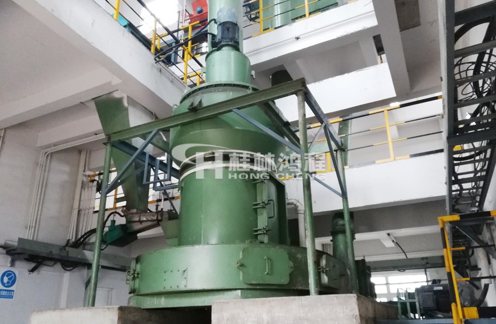5R4121打礦石粉機器多少錢一臺 雷蒙磨粉機多少錢一臺？幾萬到幾十萬不等