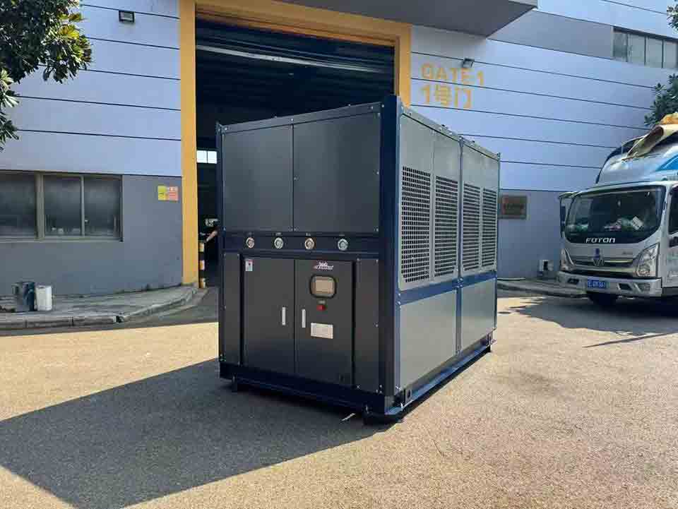 新材料行业生产控温用制冷机组